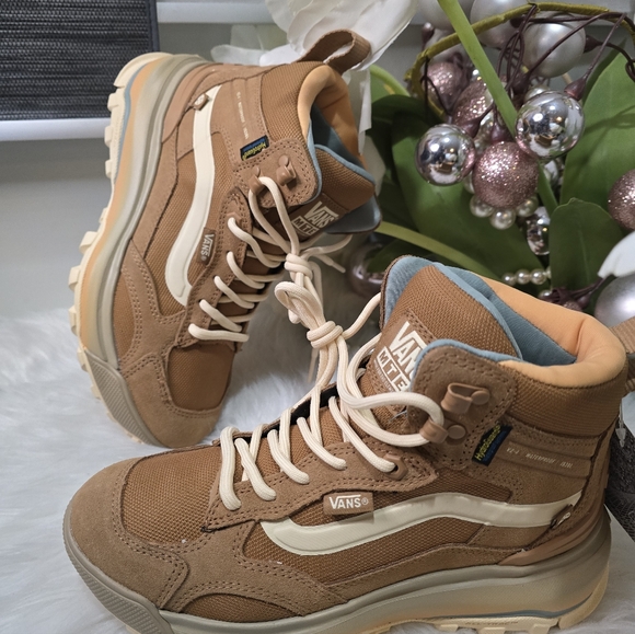 Vans Shoes - Vans Fu Mte Crestline Waterproof Brown Sugar Women shoes Brand new